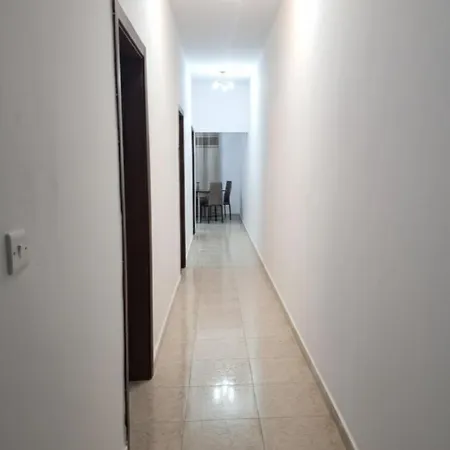 דירה Qbajjar Heights Minutes Away From The Sea *