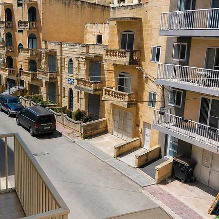 Qbajjar Heights Minutes Away From The Sea Marsalforn